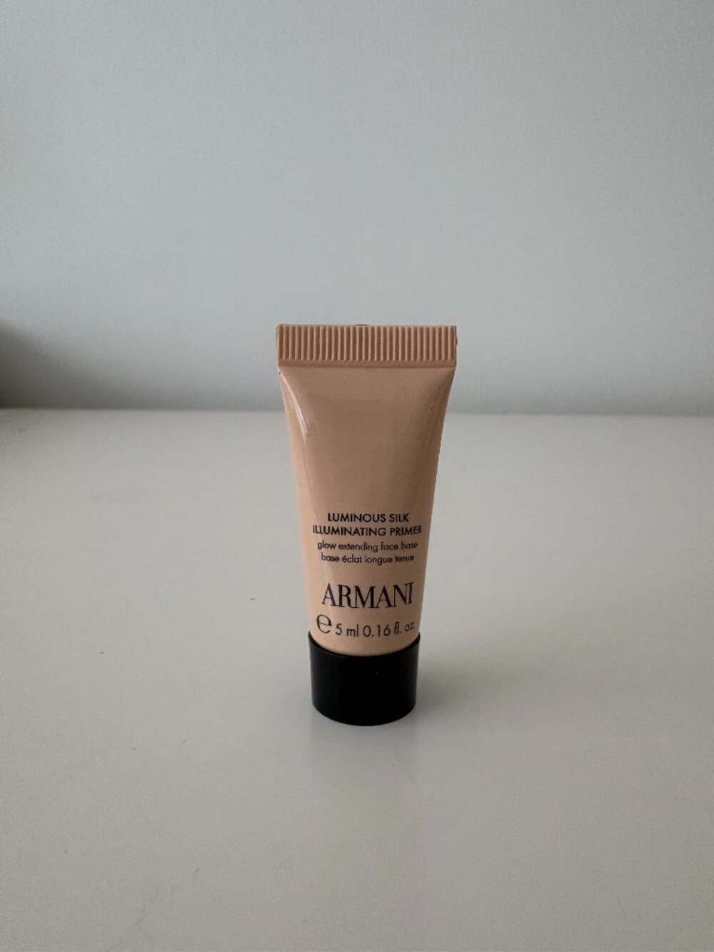 Armani Beauty Luminous Silk Illuminating Primer